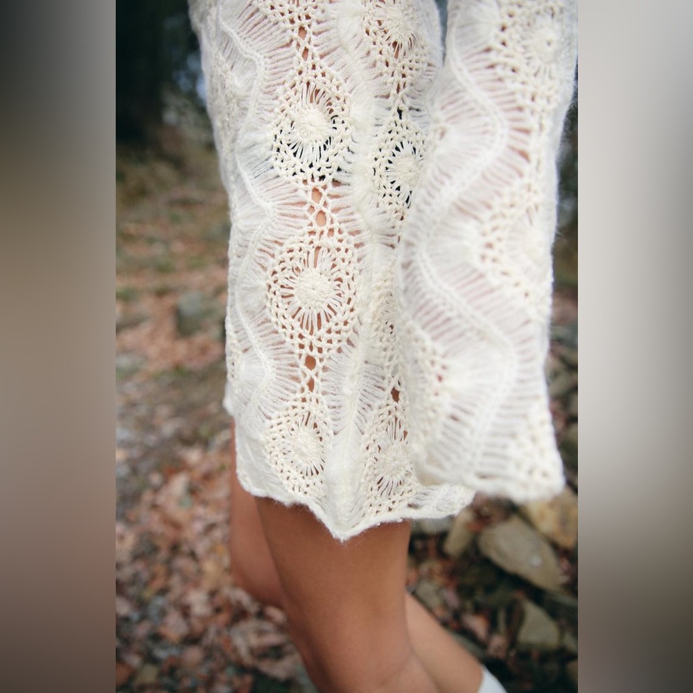 Zara crochet long sleeves short winter dress - Picture 4 of 12